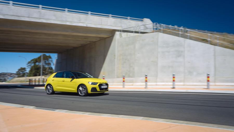  Audi A1 Sportback 35 TFSI 2019 года  (AU) (фото 8 из 34)